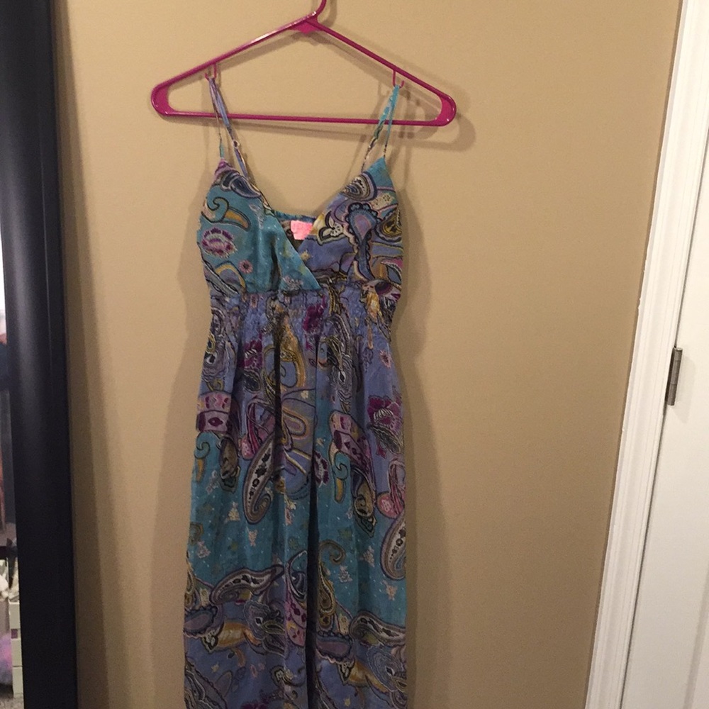Colorful v-neck sundress